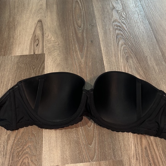 Aerie Strapless Black Bra - Picture 2 of 6